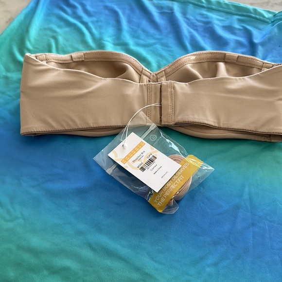 *NWT* Beige Strapless Bra Size 32B - Picture 4 of 4